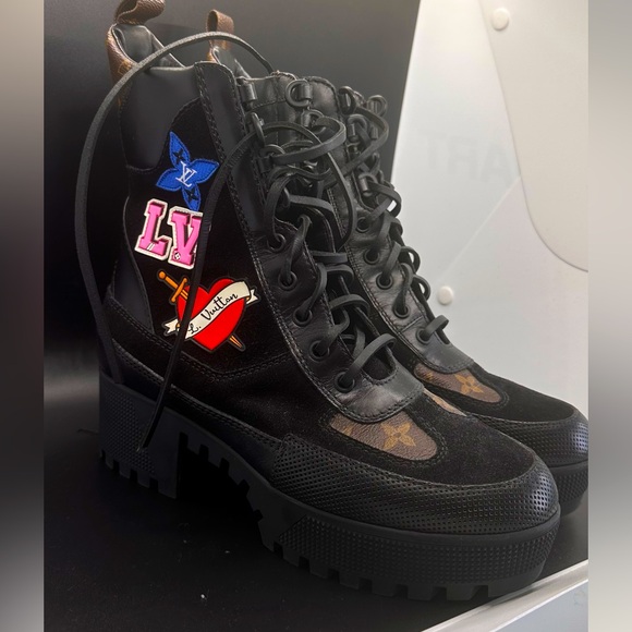 Louis Vuitton Boots size 7.5 - Picture 1 of 8